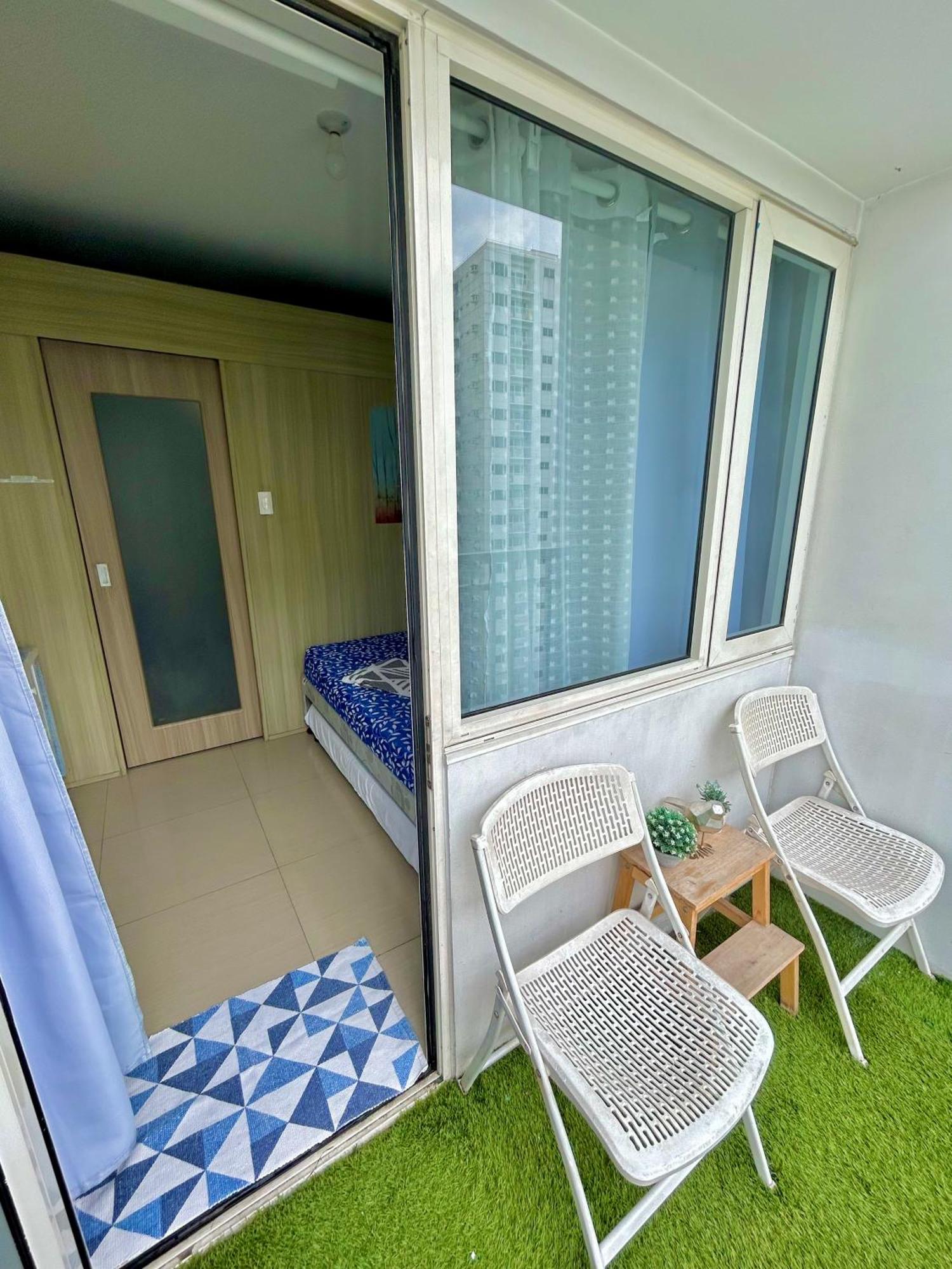 Santiorini At Shore Residences Pasay Exterior foto